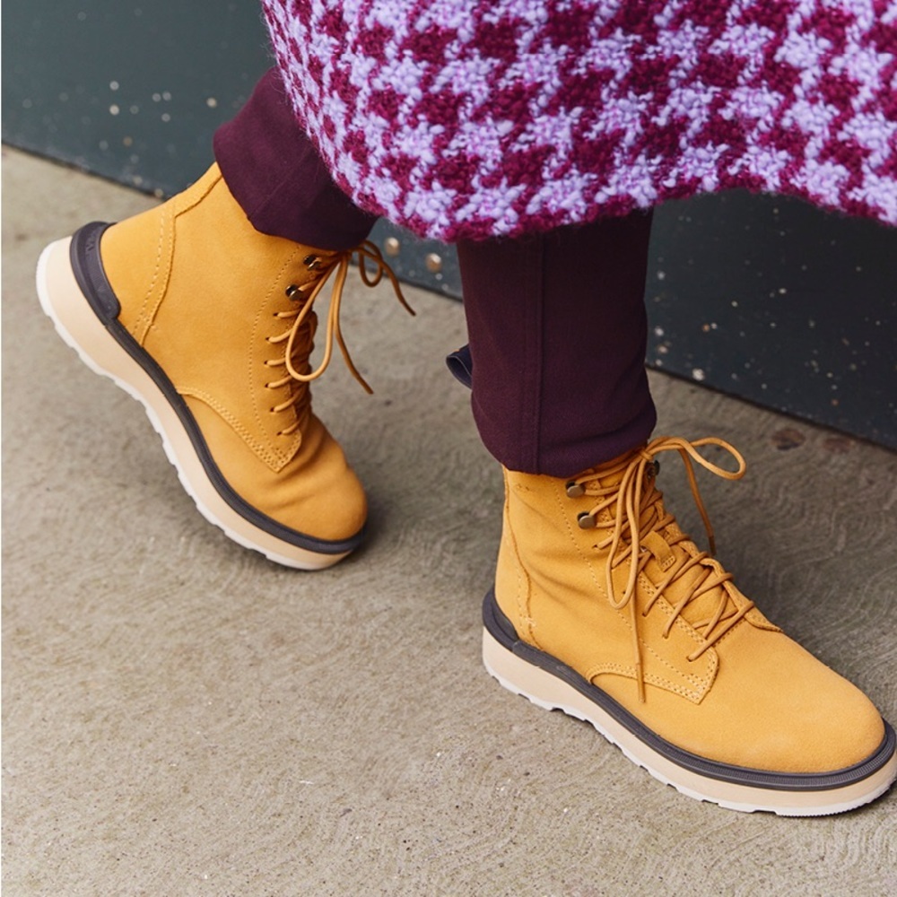 Sorel Hi-Line Lace Boots Geo Yellow Waterproof